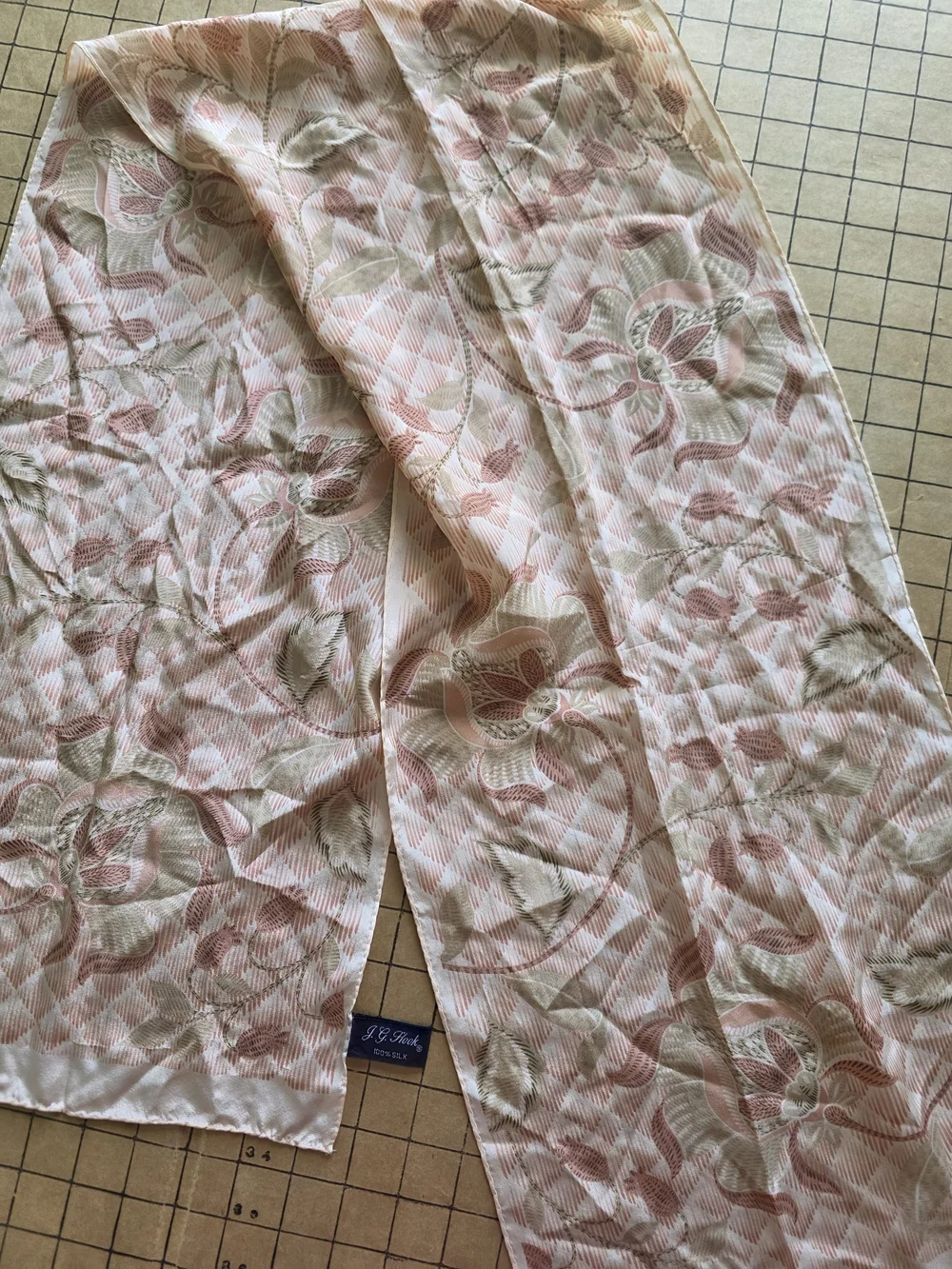 Vintage J.G. Hook 100% Silk Scarf Pink Floral Lattice Jacquard Oblong Wrap 11x51